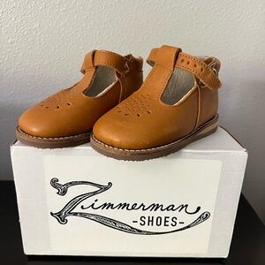 Zimmerman baby girl leather shoes in size 4